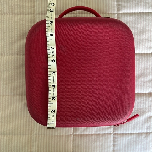 Hydro Flask Maroon Lunchbox - Picture 6 of 6